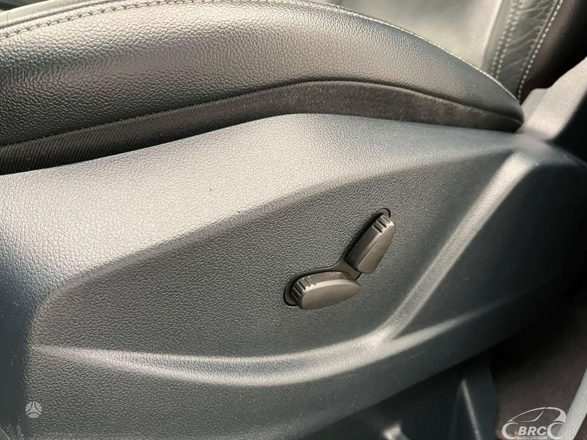 Ford C-MAX 2015 — фото 30