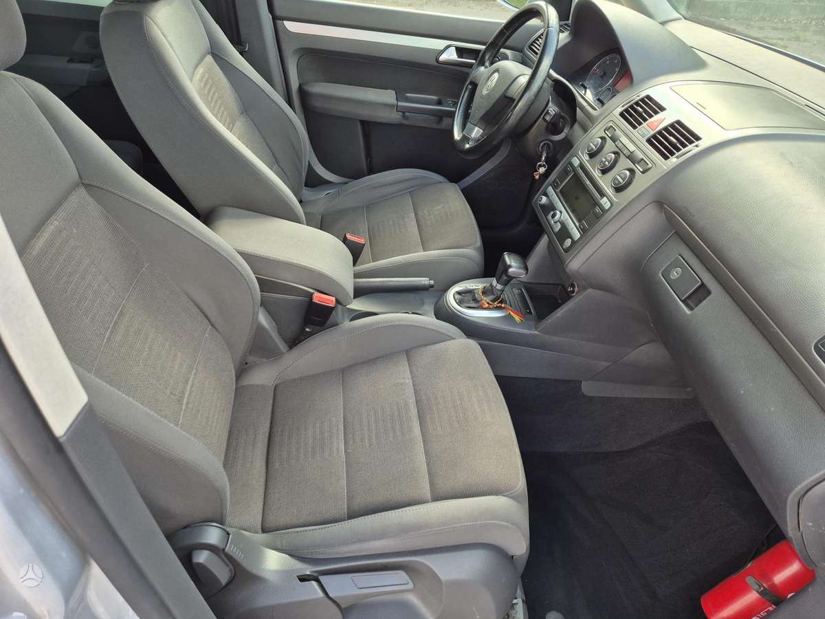 Volkswagen Touran 2007 — photo 10