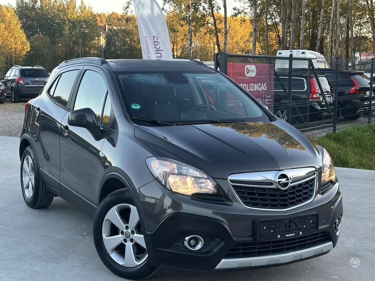 Opel Mokka 2015 — rear view
