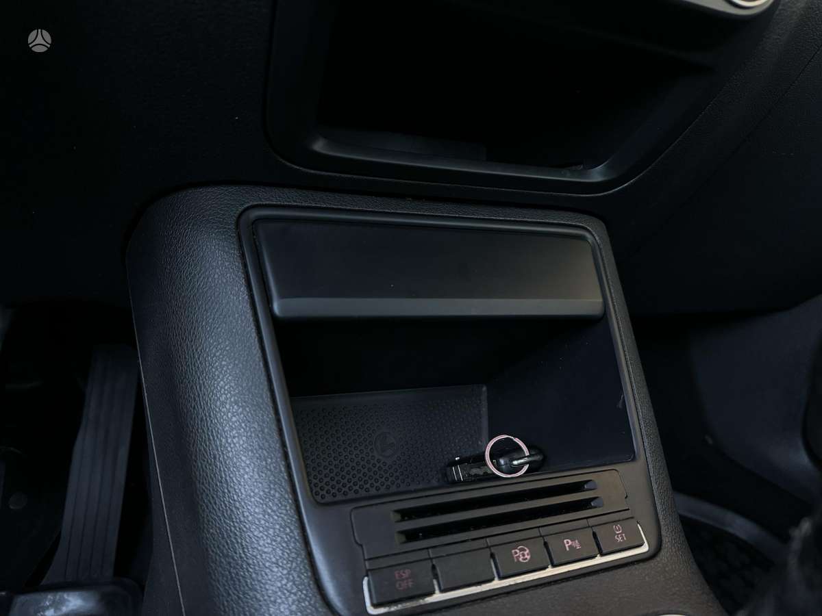 Volkswagen Tiguan 2009 — photo 17