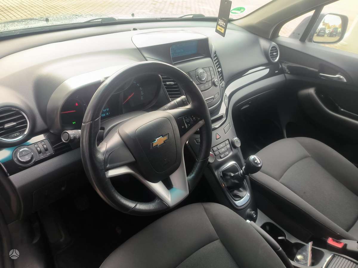 Chevrolet Orlando 2011 — photo 11