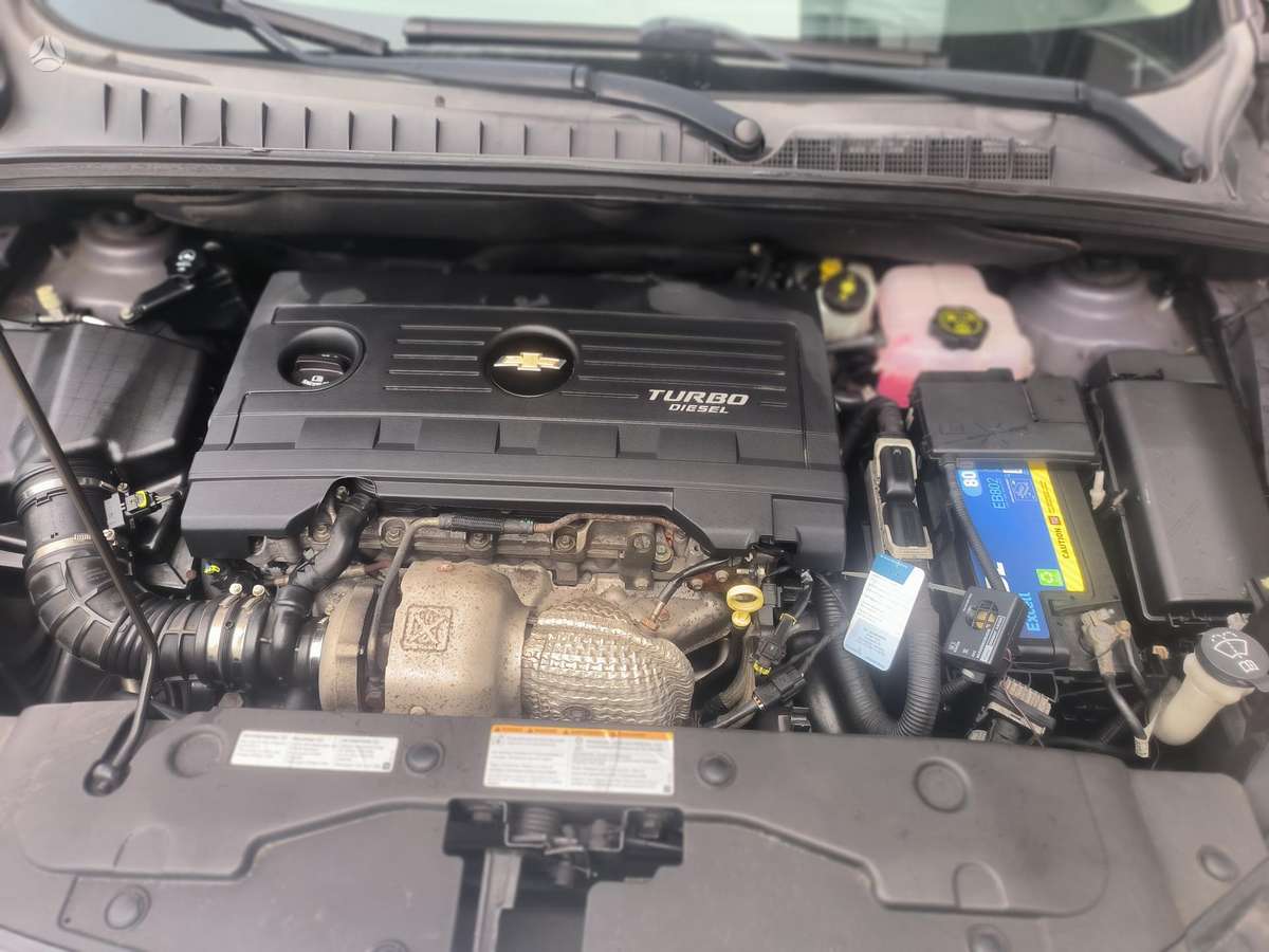 Chevrolet Orlando 2011 — photo 20