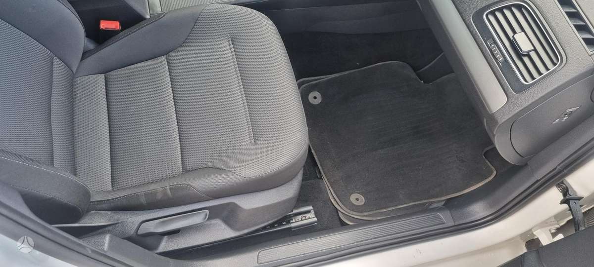 Volkswagen Golf 2014 — photo 12