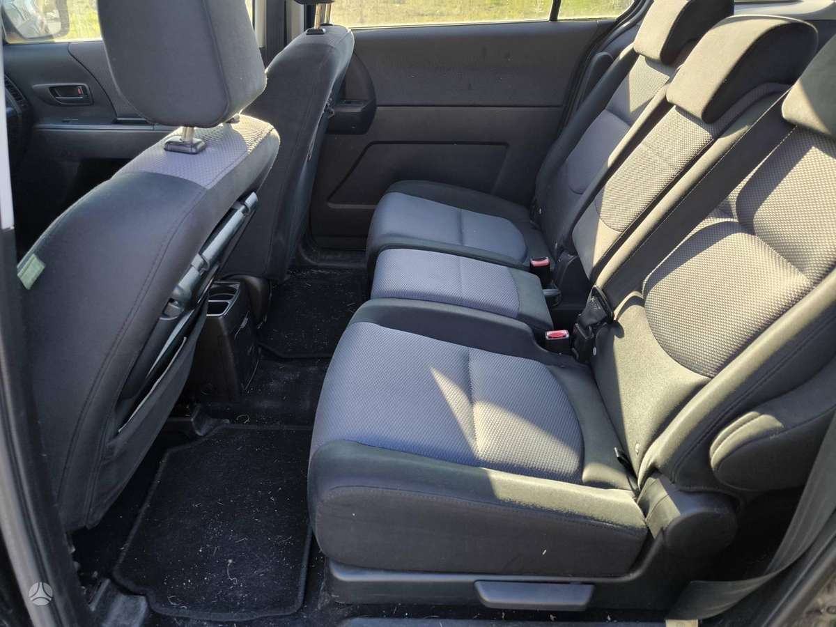 Mazda 5 2007 — photo 11