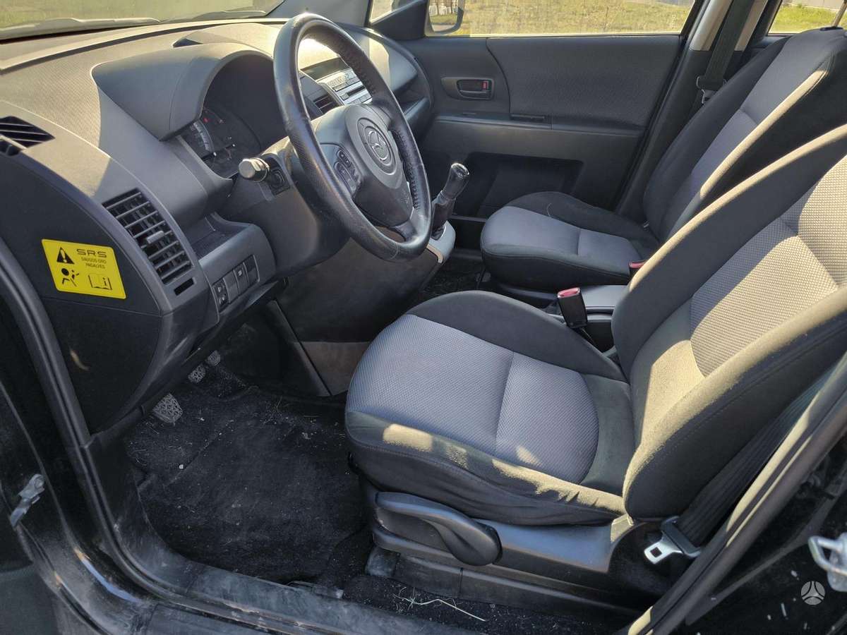 Mazda 5 2007 — photo 12