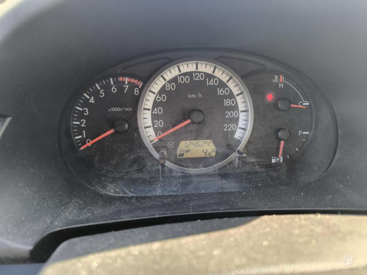 Mazda 5 2007 — photo 13