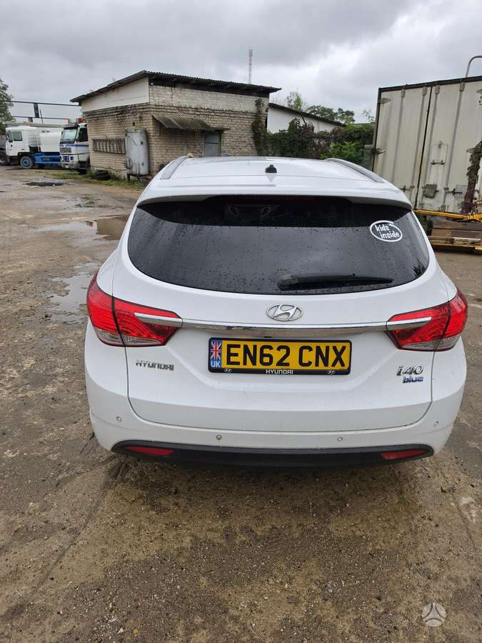 Hyundai i40 2013 — двигун 1685 cm³, 136 HP (100kW)