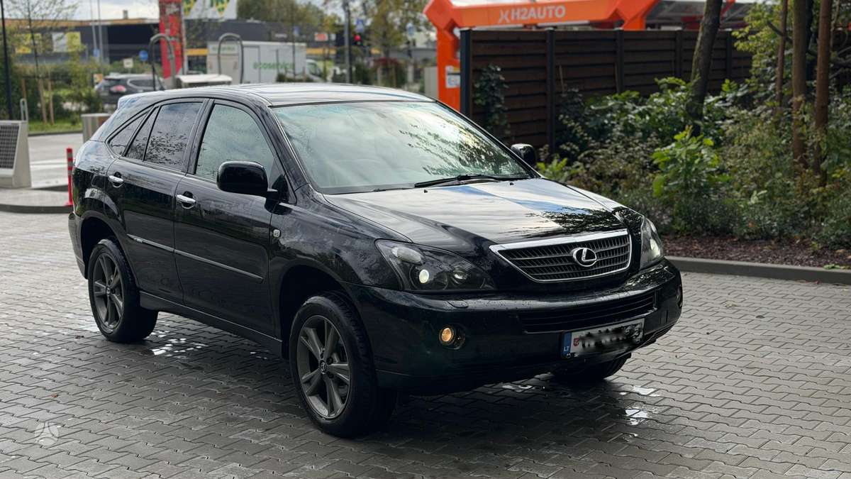 Lexus RX 2008 — салон
