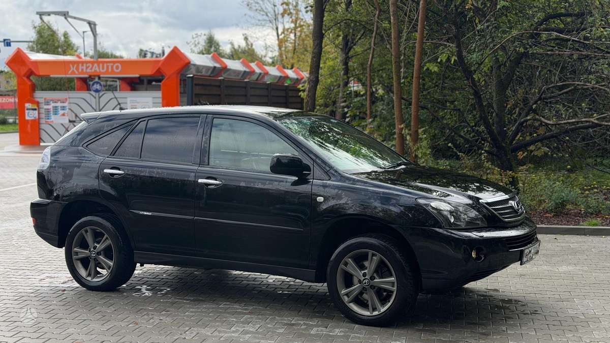 Lexus RX 2008 — двигун 3300 cm³, 211 HP (155kW)