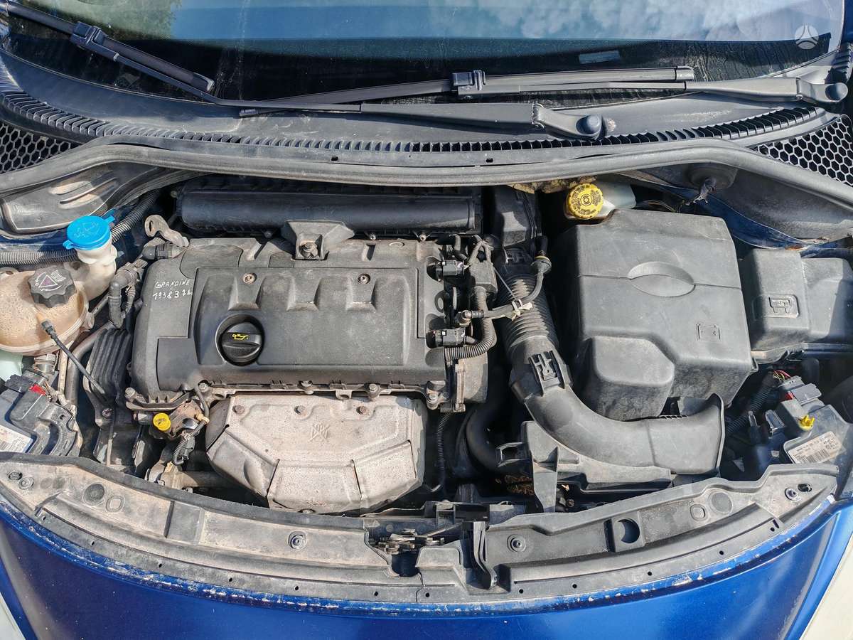 Peugeot 207 2009 — photo 6