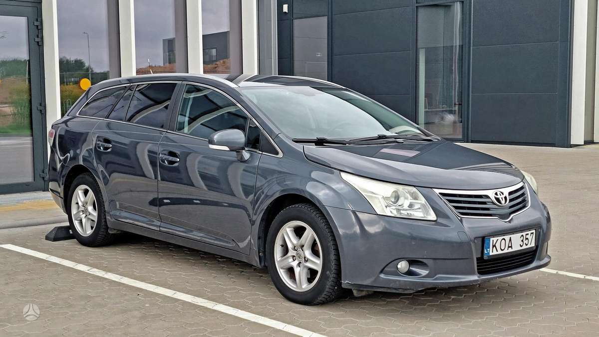 Toyota Avensis 2009 — photo 10