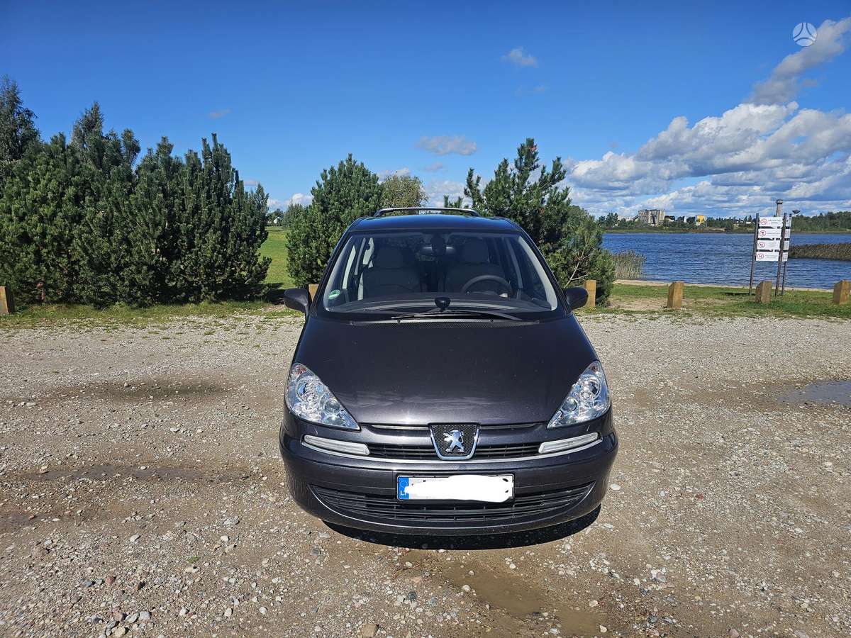 Peugeot 807 2006 — вигляд ззаду