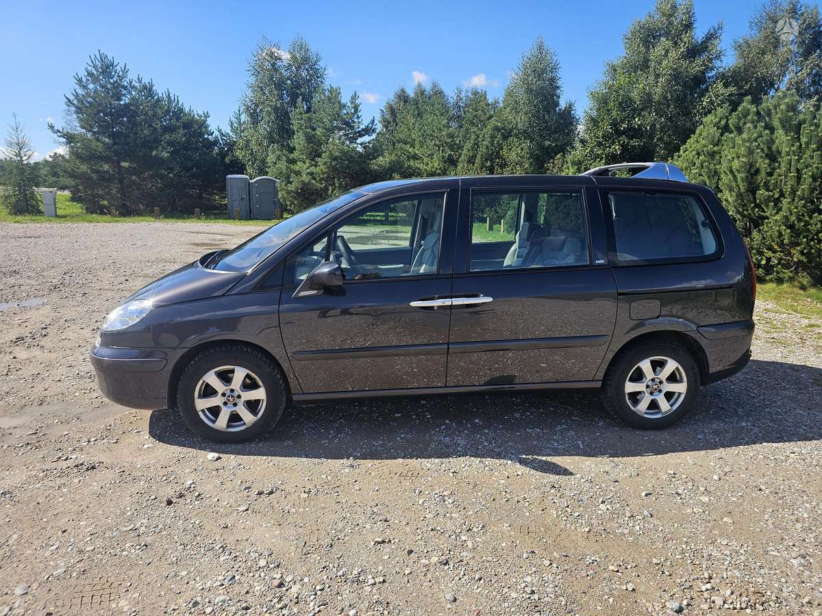 Peugeot 807 2006 — двигун 1997 cm³, 136 HP (100kW)
