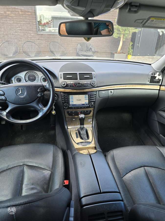 Mercedes-Benz E280 2006 — photo 8