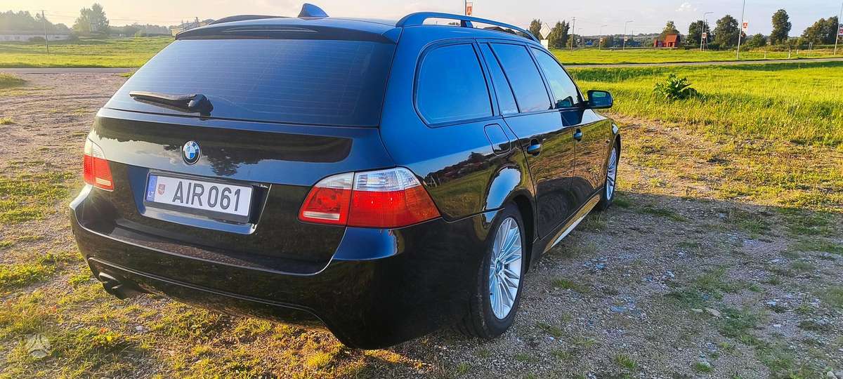 BMW 523 2006 — photo 7