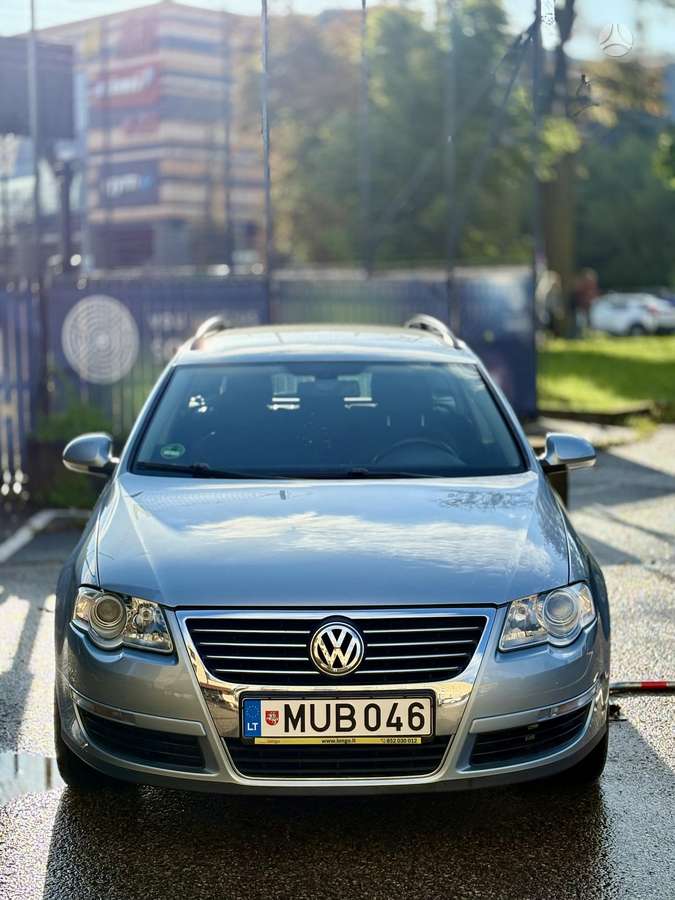 Volkswagen Passat 2006 — interior