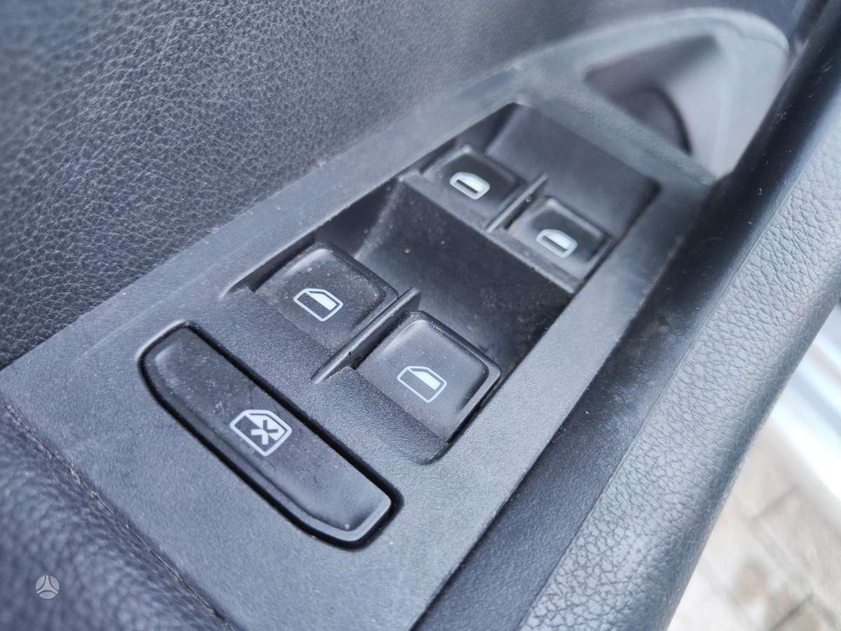 Skoda Octavia 2013 — фото 12