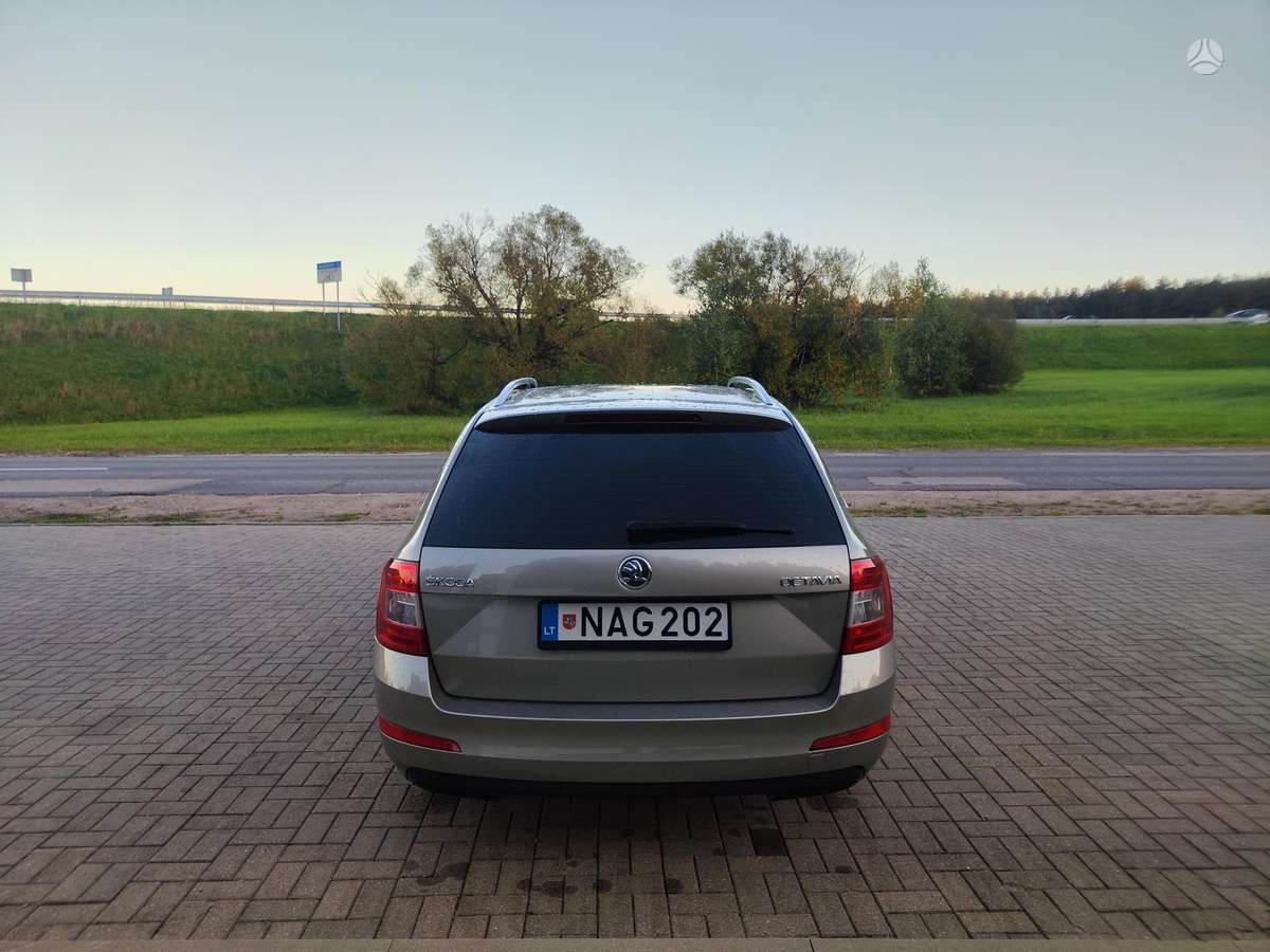 Skoda Octavia 2013 — фото 7