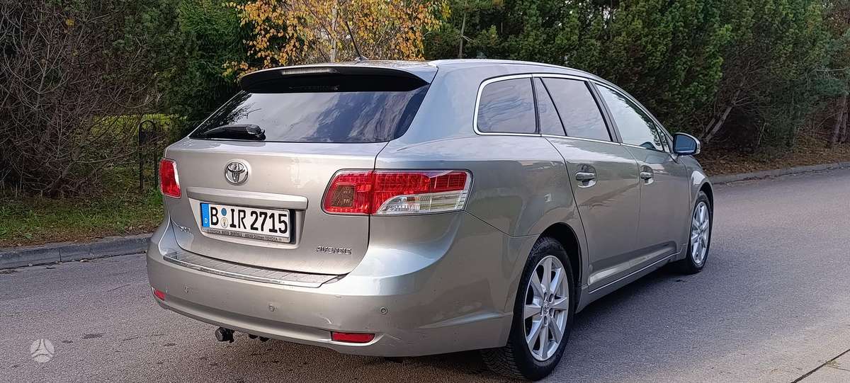 Toyota Avensis 2011 — engine 2231 cm³, 150 HP (110kW)