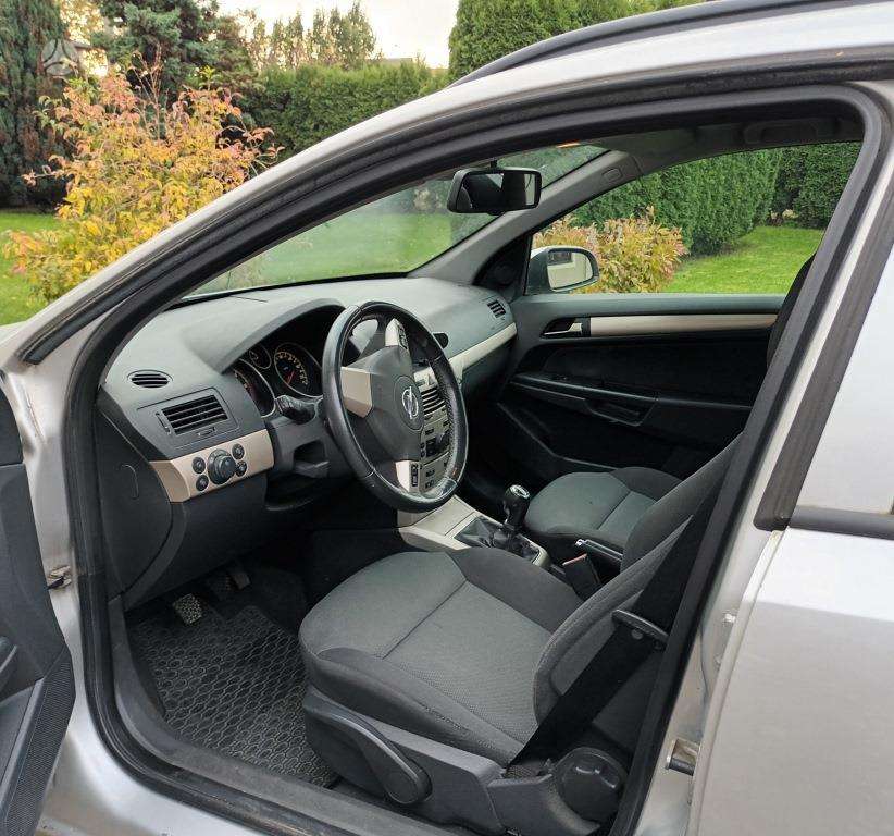 Opel Astra 2007 — photo 10