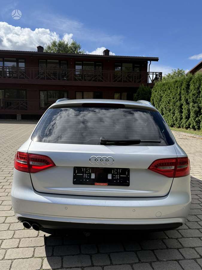 Audi A4 2013 — photo 11