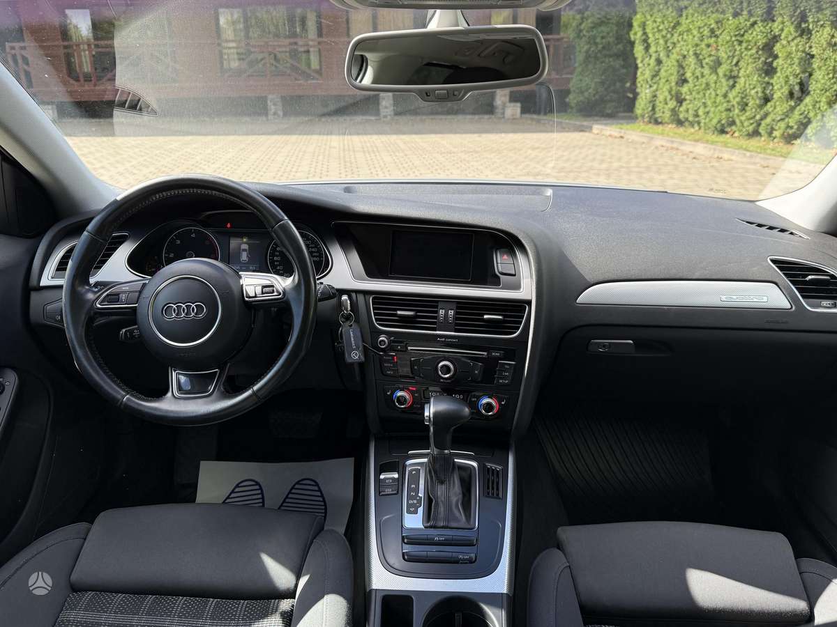 Audi A4 2013 — photo 15