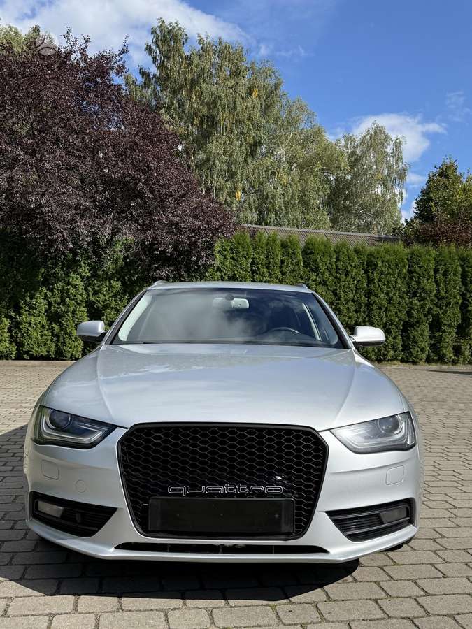 Audi A4 2013 — interior