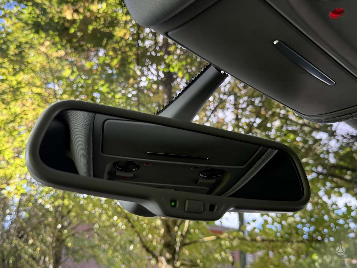 Audi A4 2013 — photo 30