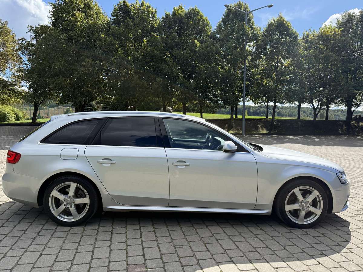 Audi A4 2013 — photo 6