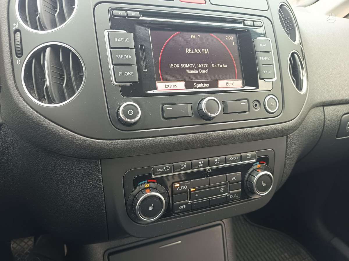 Volkswagen Golf 2010 — photo 10