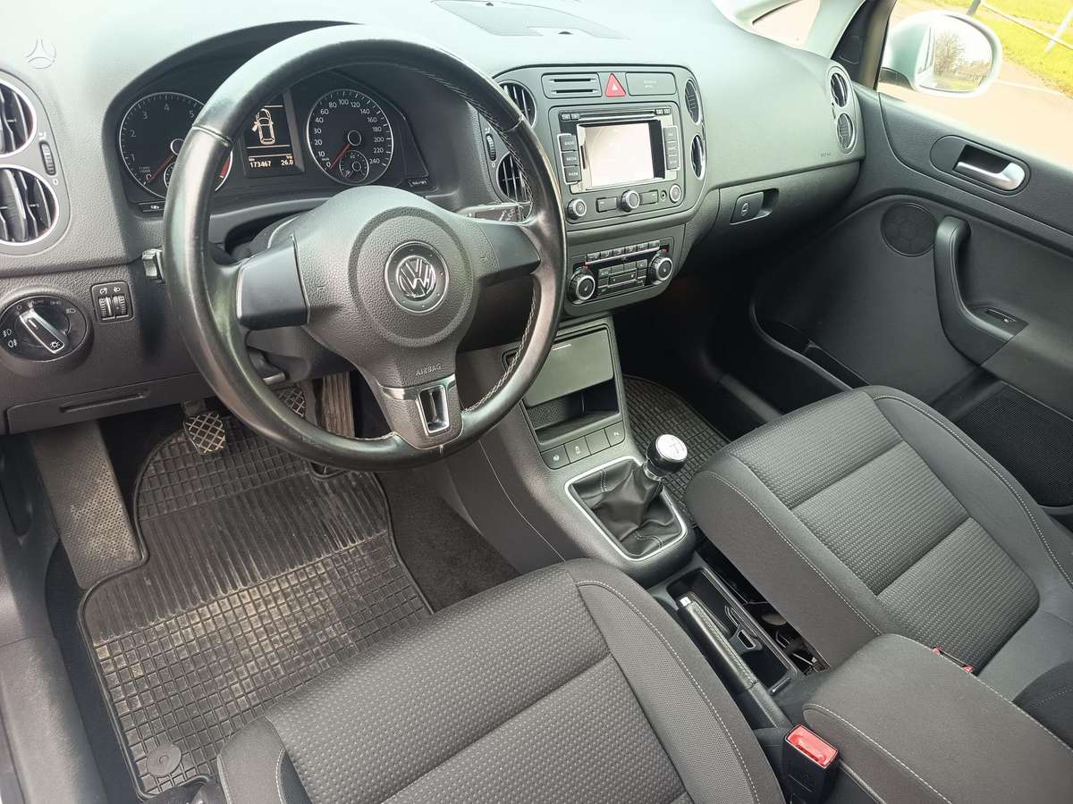 Volkswagen Golf 2010 — photo 7