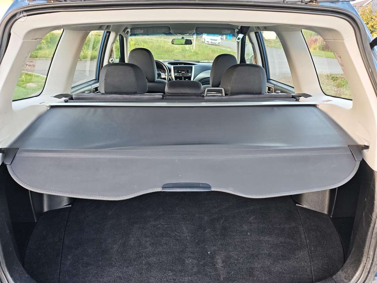 Subaru Forester 2011 — photo 12
