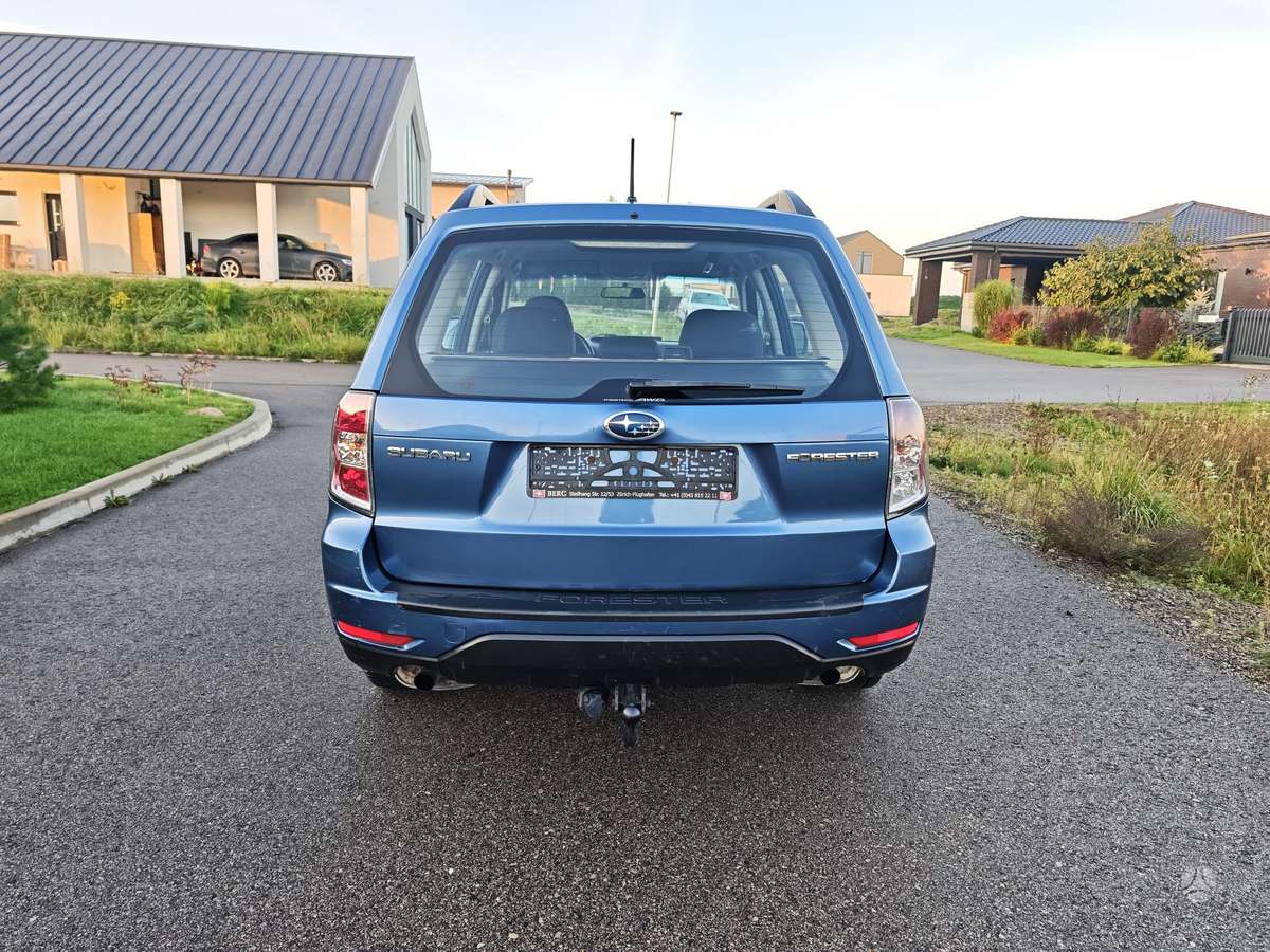 Subaru Forester 2011 — photo 6