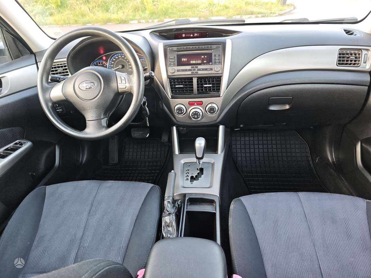 Subaru Forester 2011 — photo 9
