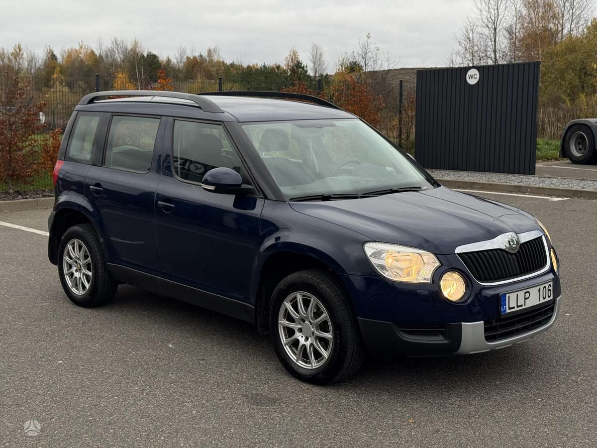 Skoda Yeti 2010 — rear view