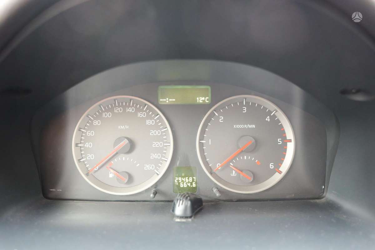 Volvo V50 2006 — photo 10