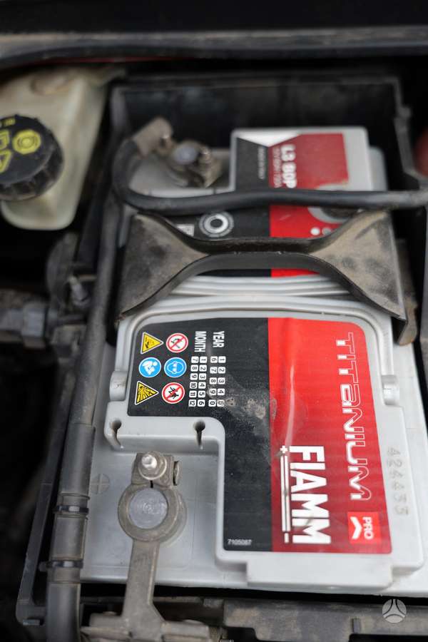 Volvo V50 2006 — photo 18
