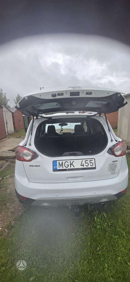 Ford Kuga 2010 — photo 7