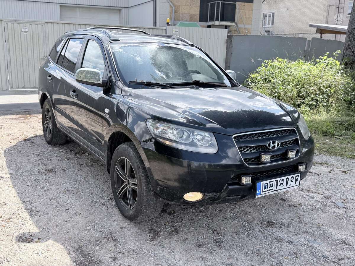 Hyundai Santa 2007 — вигляд ззаду