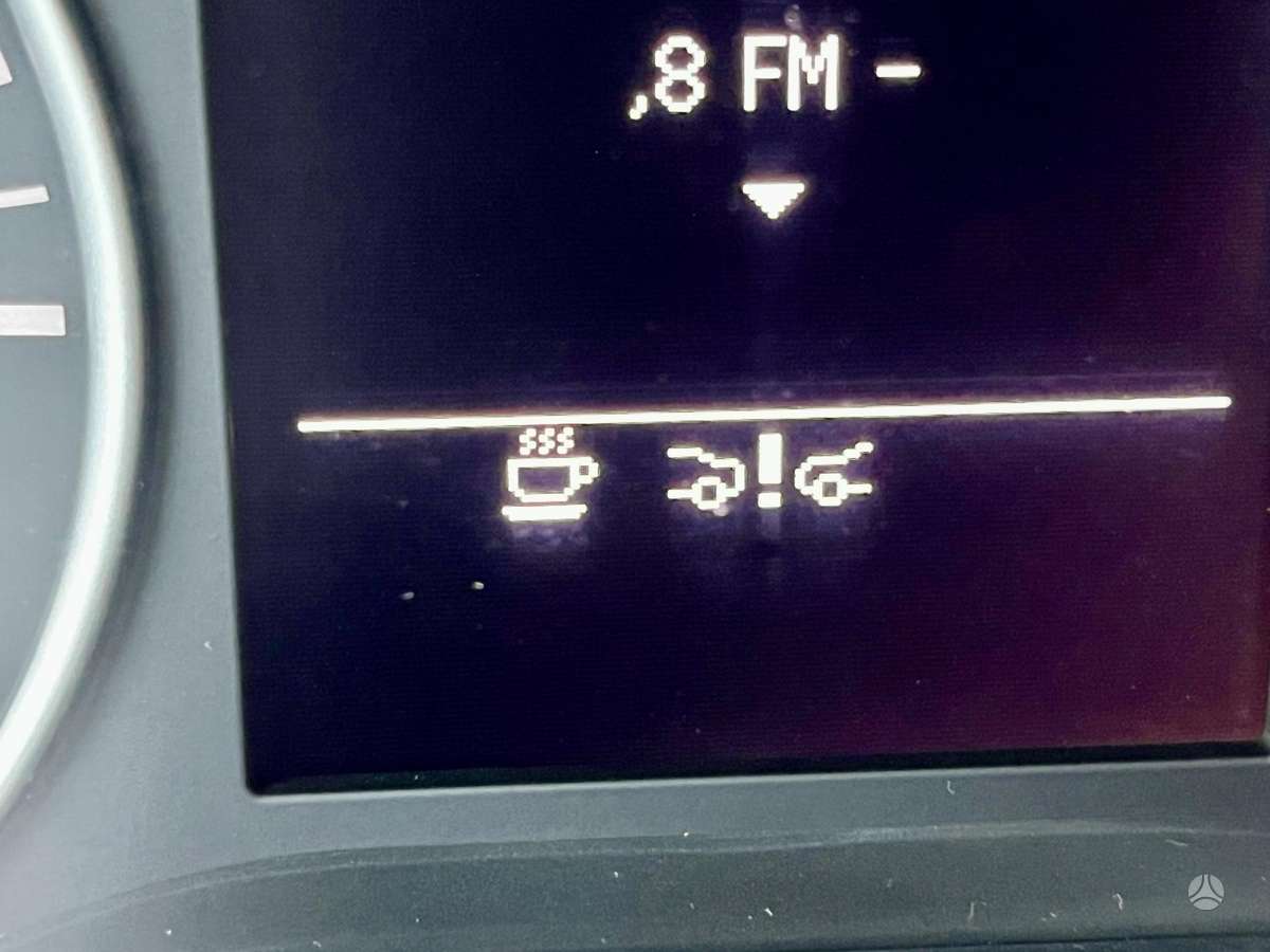 Mercedes-Benz B180 2013 — photo 17
