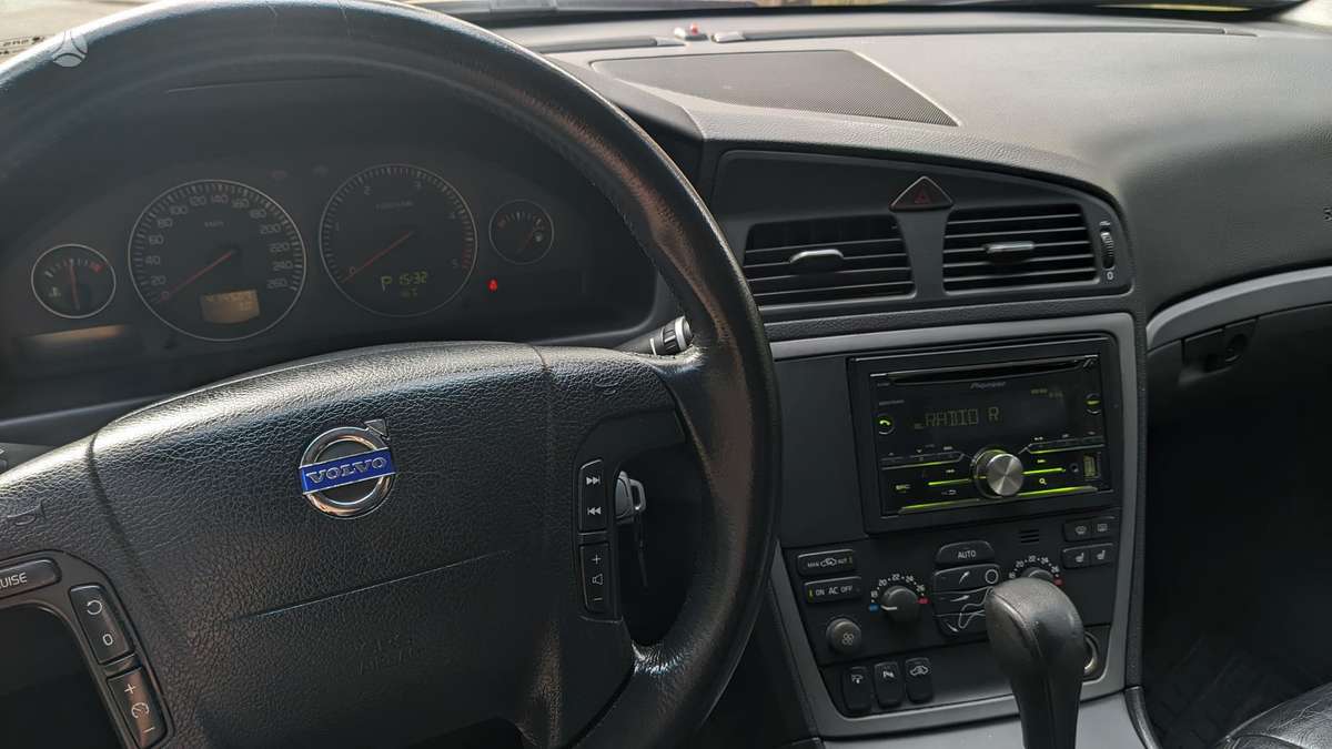 Volvo V70 2007 — photo 12