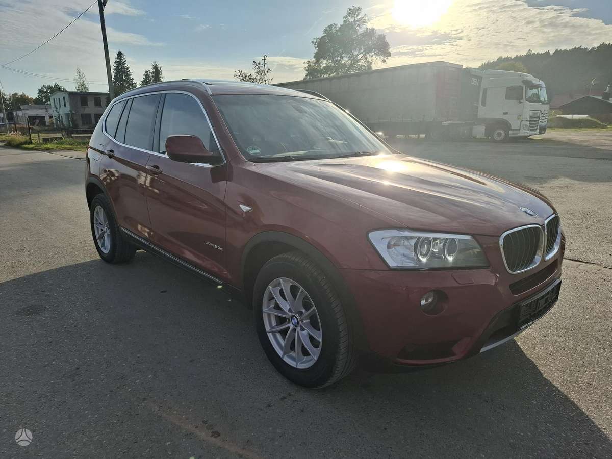 BMW X3 2011 — вигляд ззаду