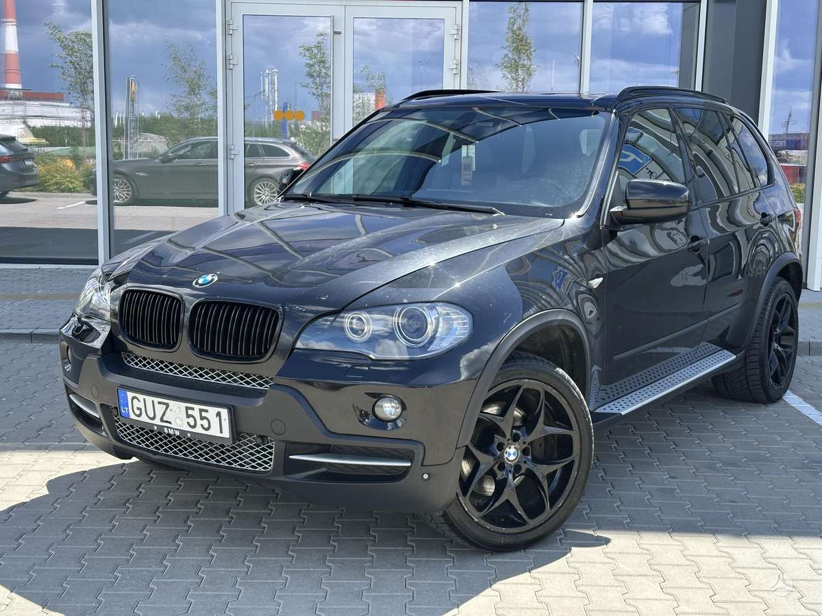 BMW X5 2007 — салон