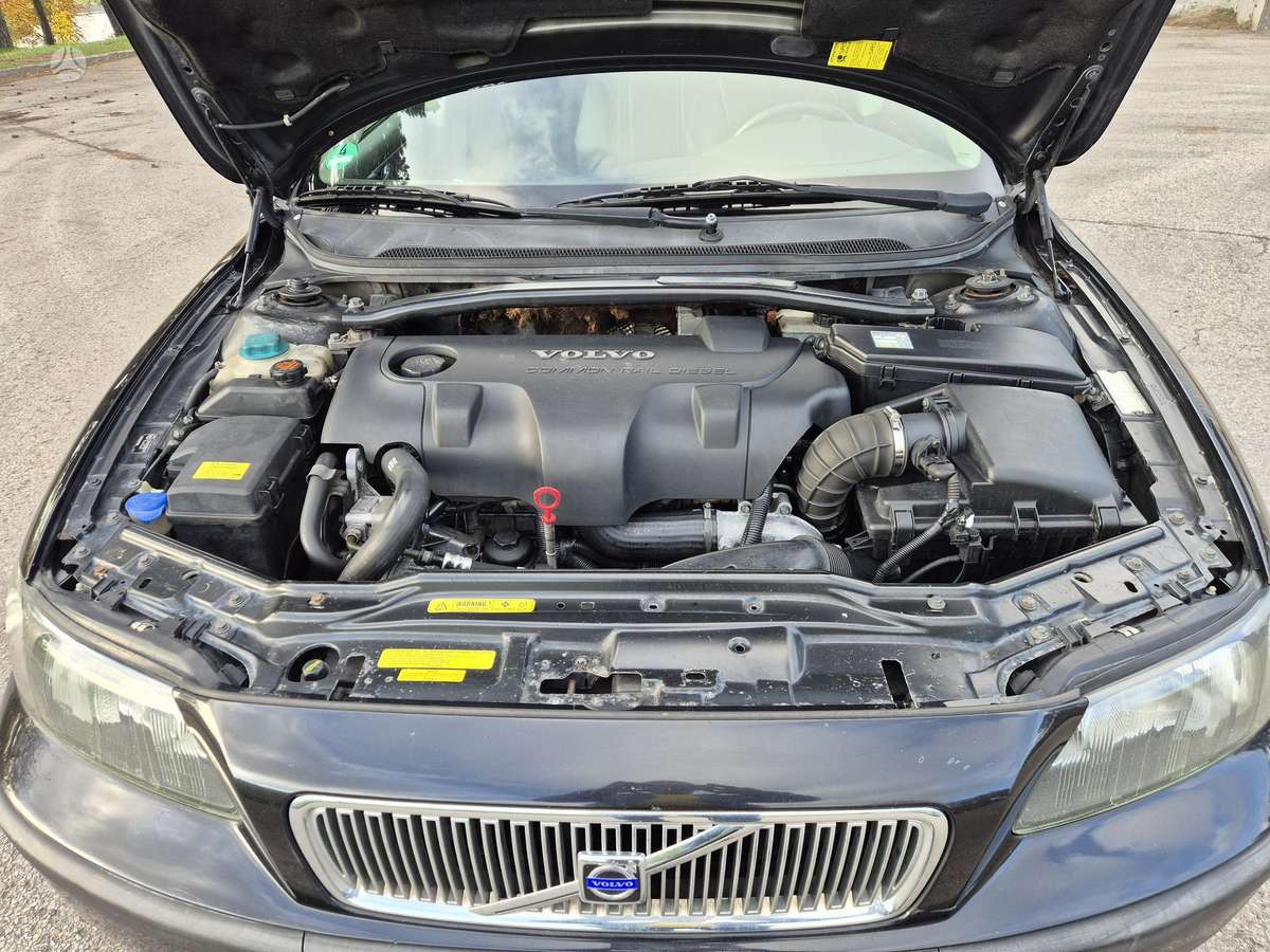 Volvo V70 2004 — photo 14