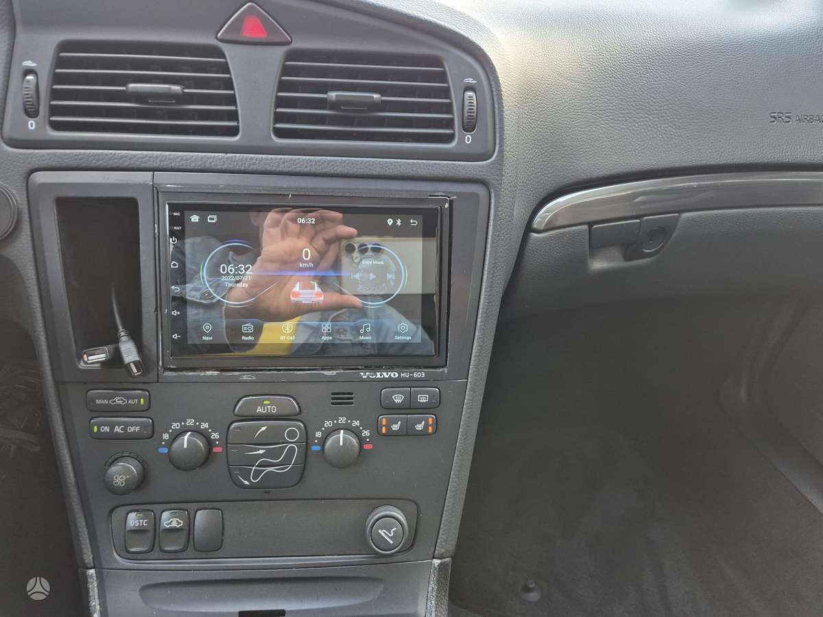 Volvo V70 2004 — photo 5