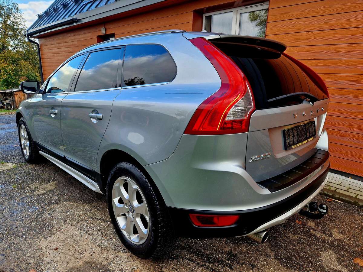 Volvo XC60 2009 — фото 5