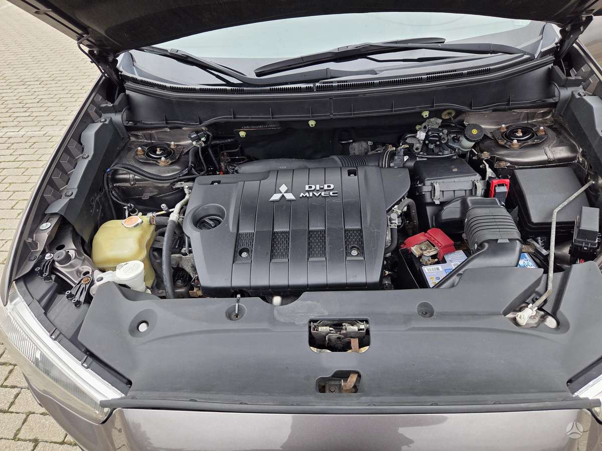 Mitsubishi ASX 2011 — photo 19