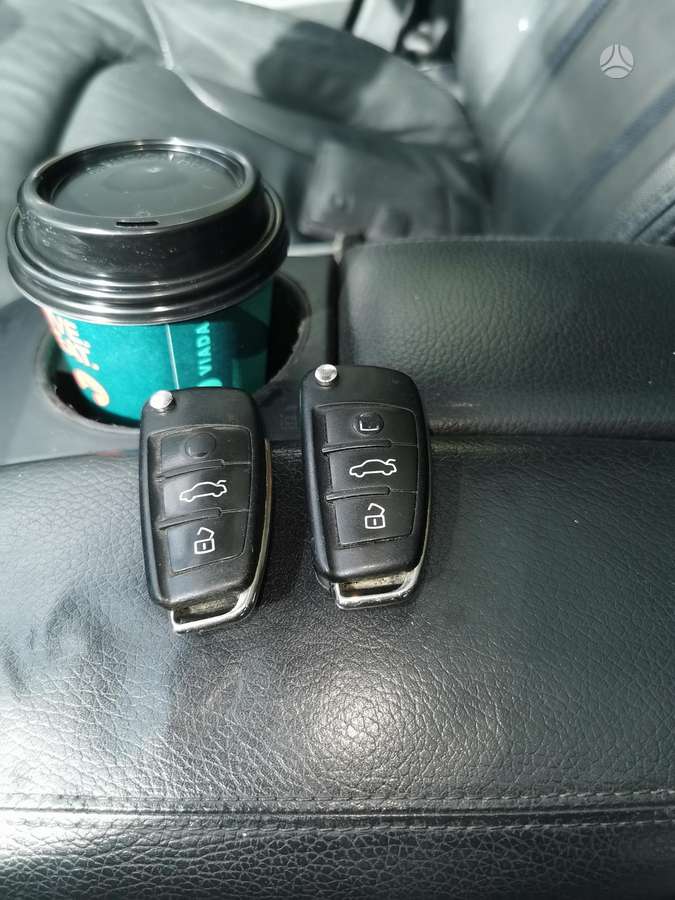 Audi Q7 2008 — photo 20