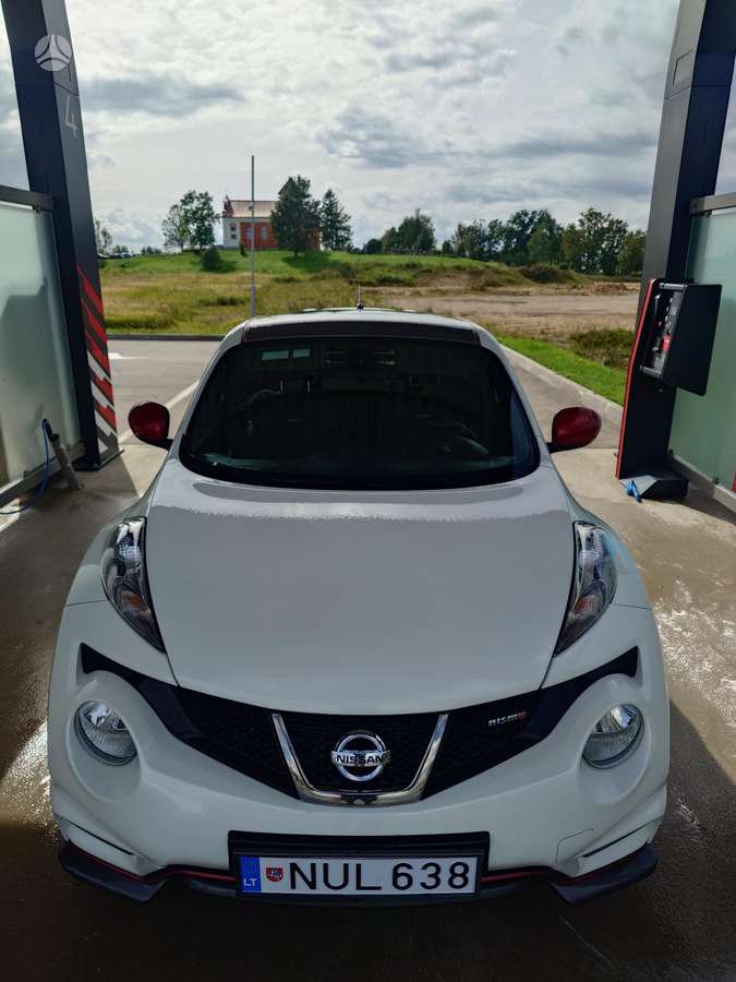 Nissan Juke 2013 — photo 11