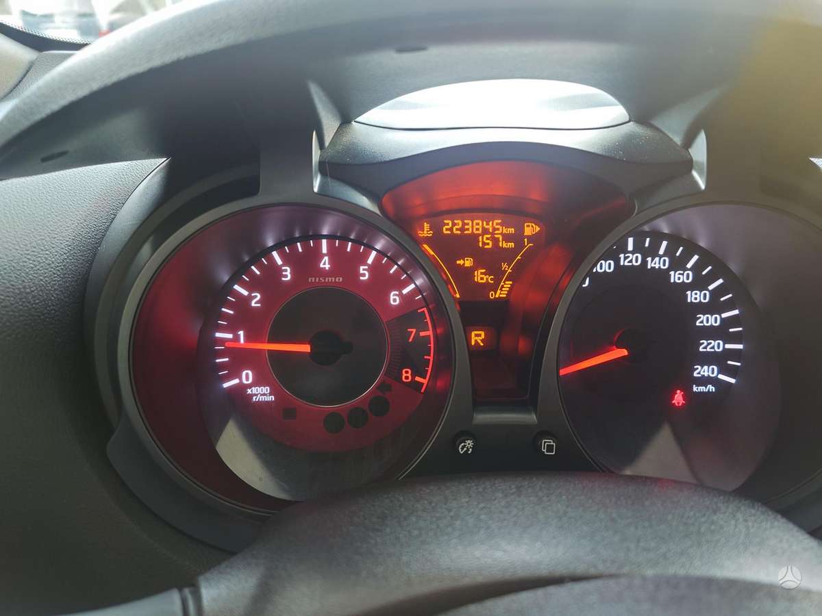 Nissan Juke 2013 — photo 24